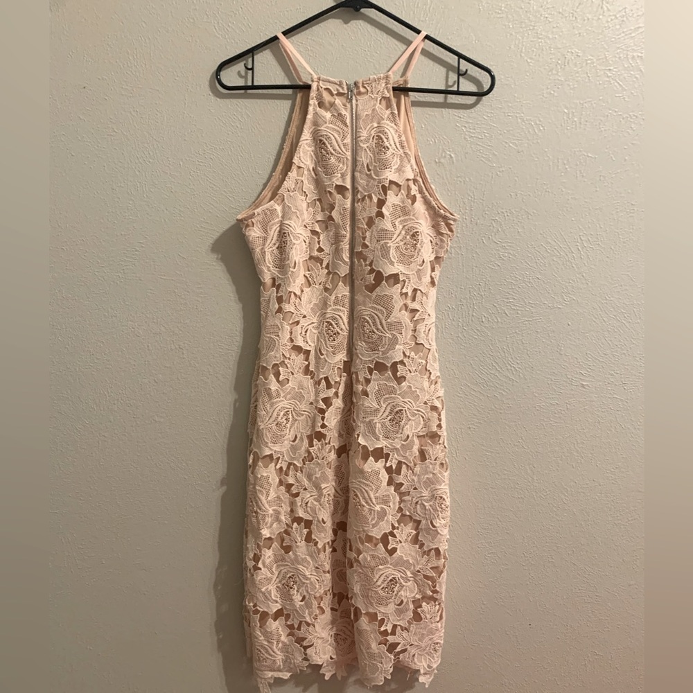 Women’s Lace Dress - Picture 6 of 6
